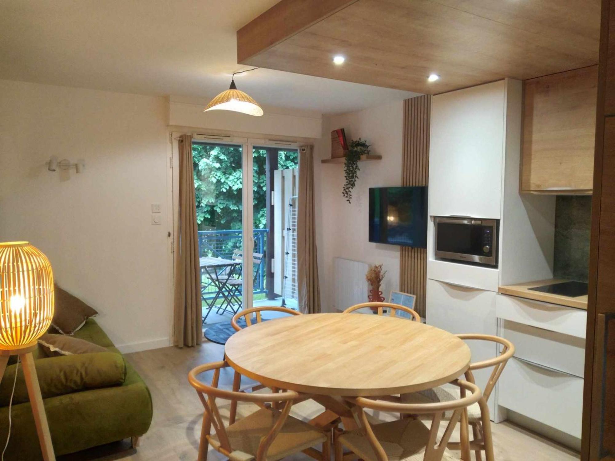 Duplex Lumineux - 40M2 - 2 Chambres - Balcon Terrasse - Parking - Entierement Renove En Mai 2024 Cauterets Eksteriør billede